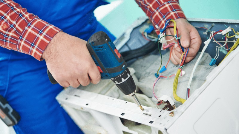 Akyurt Hisense Hisense çamaşır makinesi kart tamiri – Su almama arızası orijinal parça ile giderildi. - Teknik servis örneği